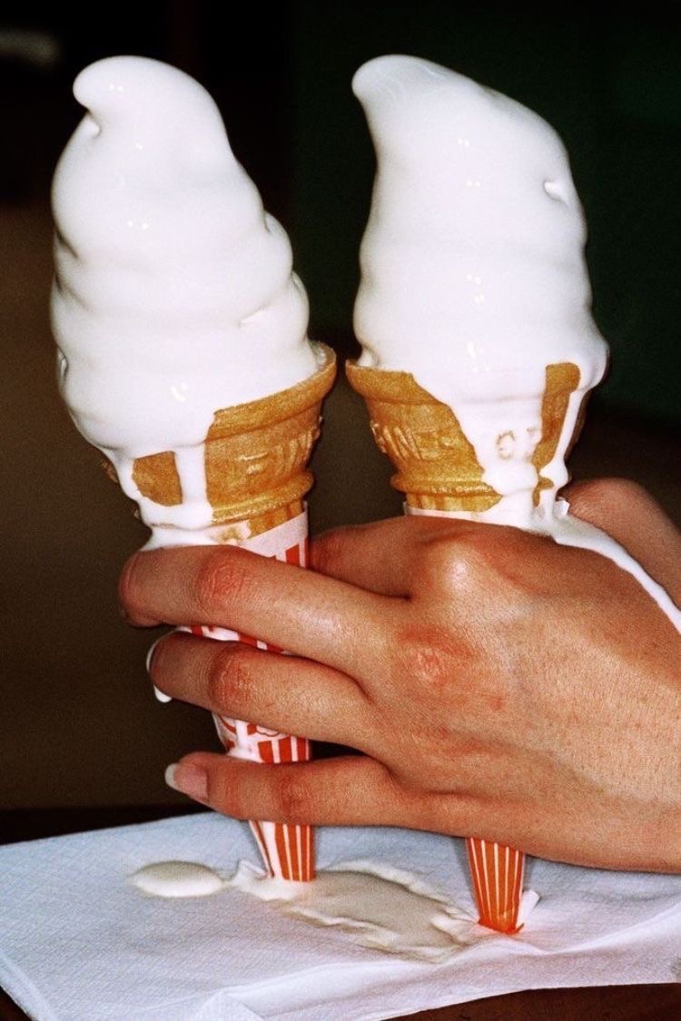 Gourmands et « era skinny » : sentir ce que l’on ne s’autorise plus à manger.