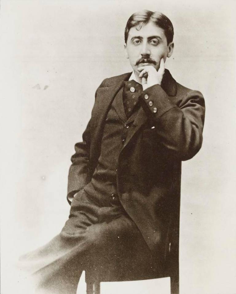 Portrait de Marcel Proust pour illustrer The Scented Tales